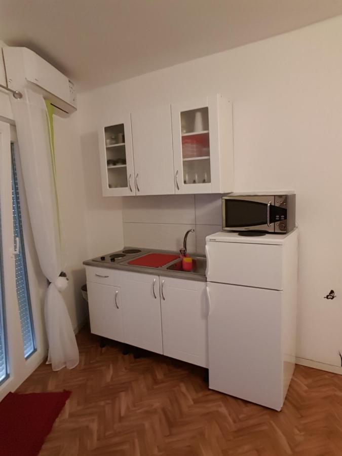Apartments Megi Biograd Na Moru Exterior foto