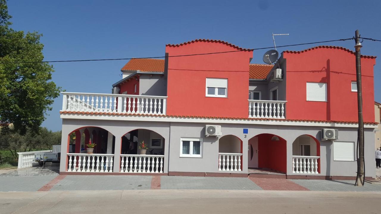 Apartments Megi Biograd Na Moru Exterior foto